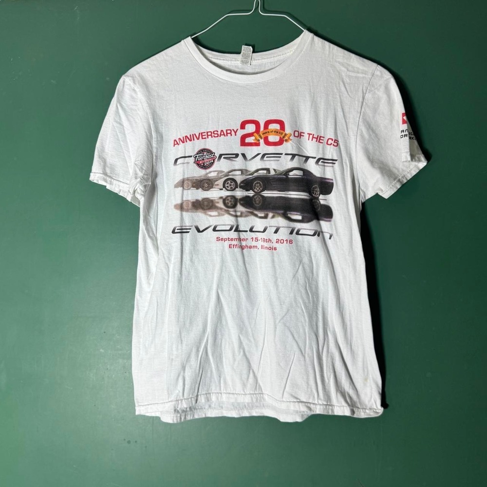 Fruit of the Loom Corvette Evolution 20th Anniversary C5 Graphic Tee White Small